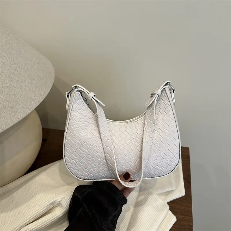 Black Woven Underarm Bag for Women Spring 2025 - Image 7