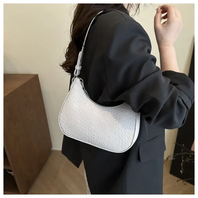 Black Woven Underarm Bag for Women Spring 2025 — feature 22