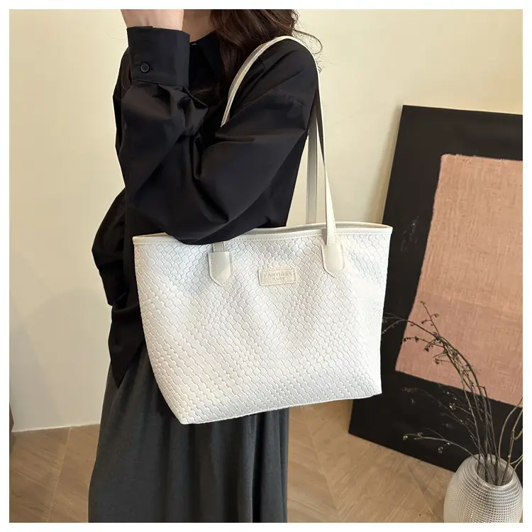 White Korean Style Large Capacity Tote Bag for Women — feature 21