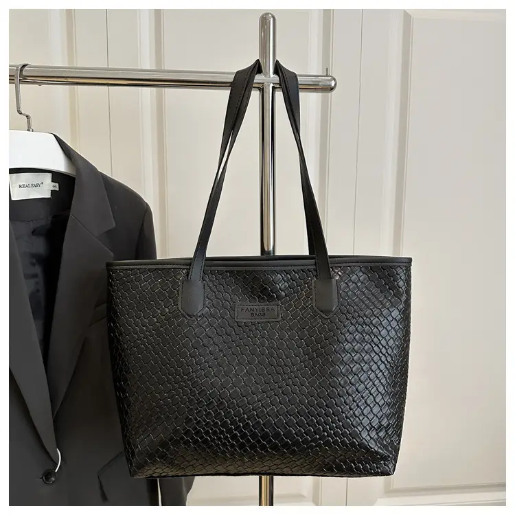 White Korean Style Large Capacity Tote Bag for Women — feature 23