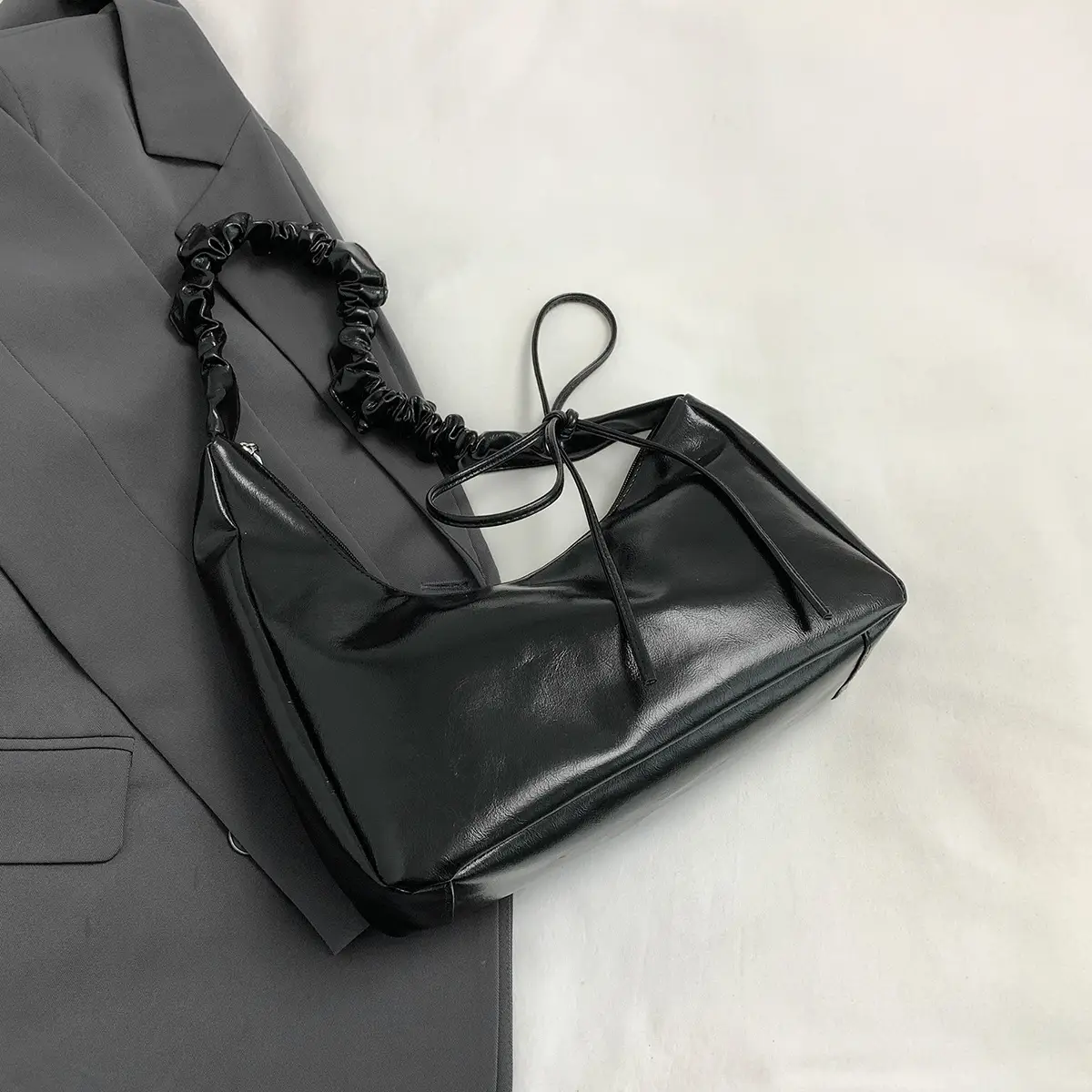 Silver Korean Minimalist Shoulder Bag 2025 New Model - Image 9