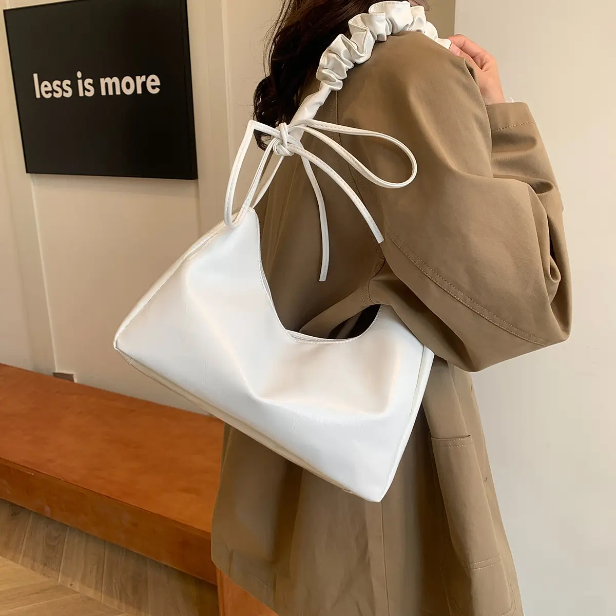 Silver Korean Minimalist Shoulder Bag 2025 New Model — feature 13