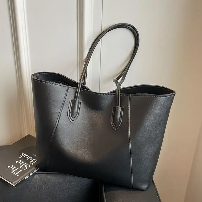 Black Leather Tote Bag for Women 2026 - Image 5