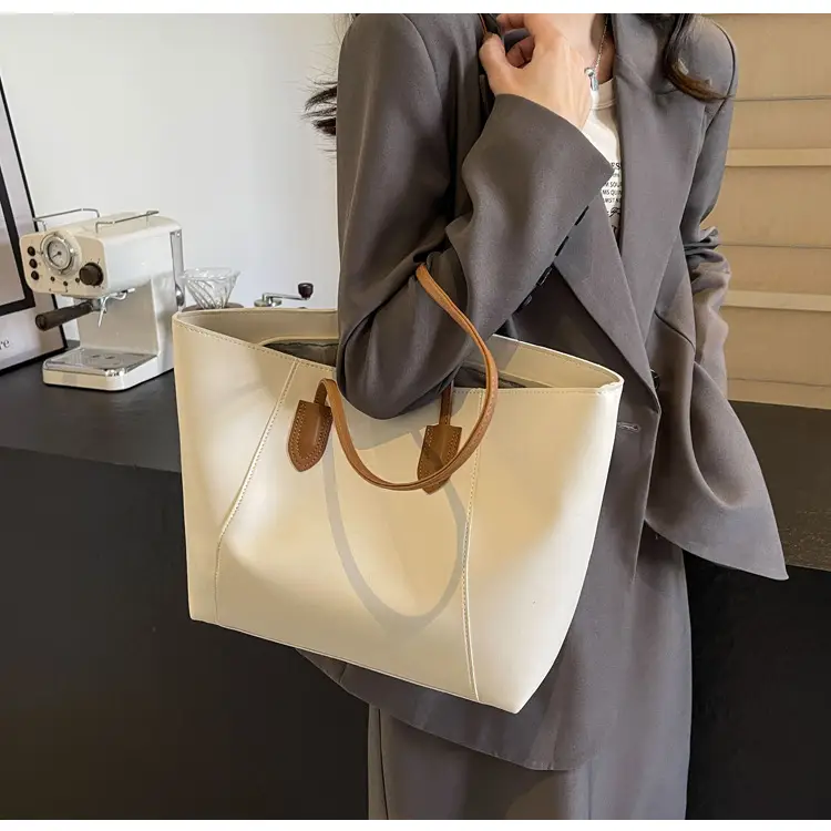 Black Leather Tote Bag for Women 2026 — feature 24