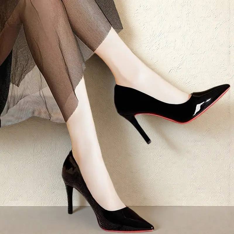 Black Red-Soled High-Heeled Shoes That Are Comfortable on the Feet, Stiletto Heels, 2026 Spring and Autumn New Patent Leather Pointed-Toe Sexy Socialite Professional Shoes - Image 2