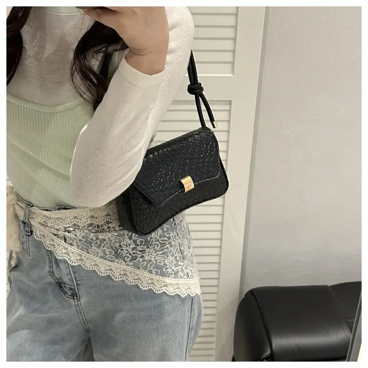 White Stone Pattern Shoulder Bag for Women — feature 27