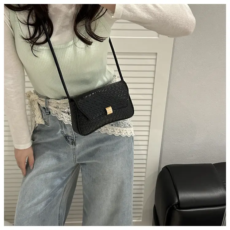 White Stone Pattern Shoulder Bag for Women — feature 40