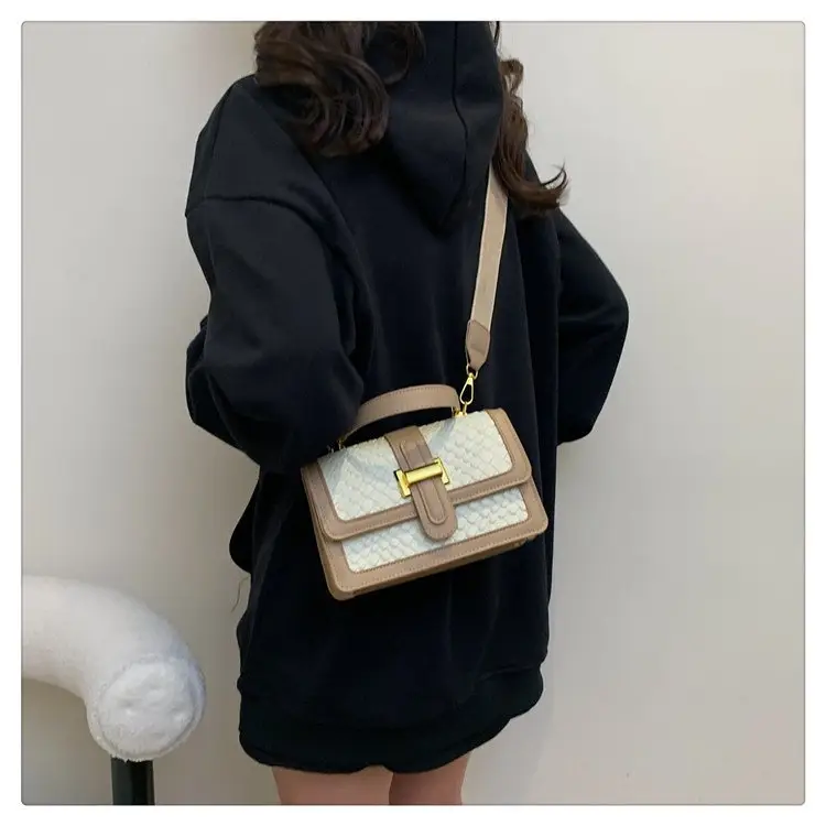 Women's Brown Quilted Shoulder Crossbody Bag with Gold Clasp — feature 4