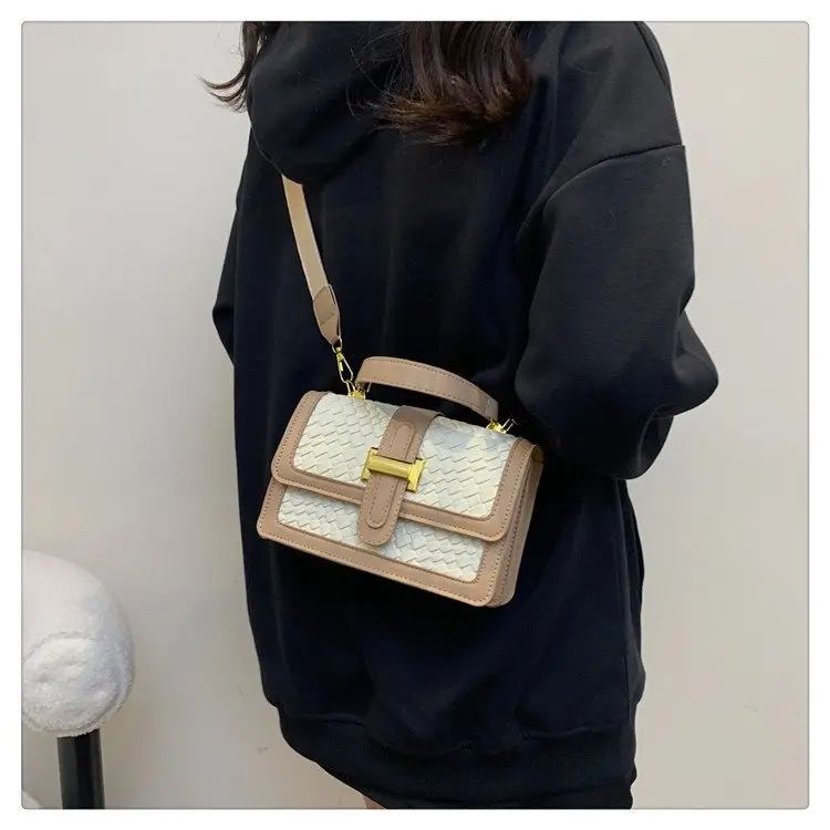 Women's Brown Quilted Shoulder Crossbody Bag with Gold Clasp — feature 5