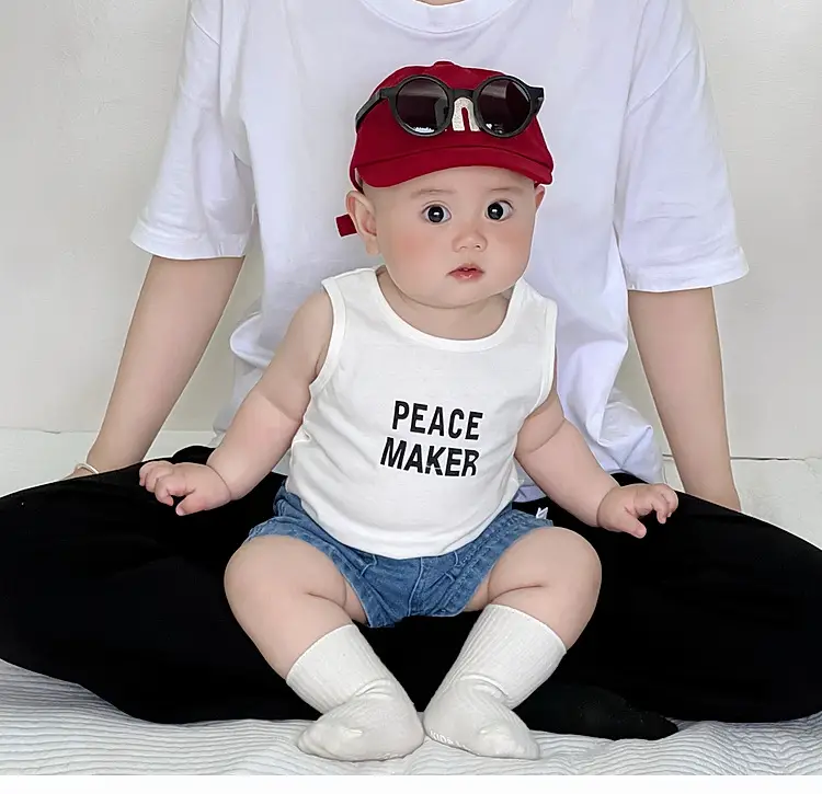 Baby Peace Maker Letter Print Vest Shorts Set — feature 1