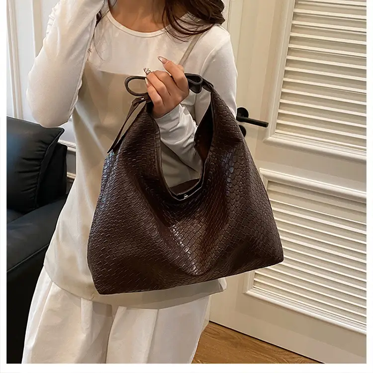 Women's Beige Leather Bucket Bag with Gold Strap — feature 8