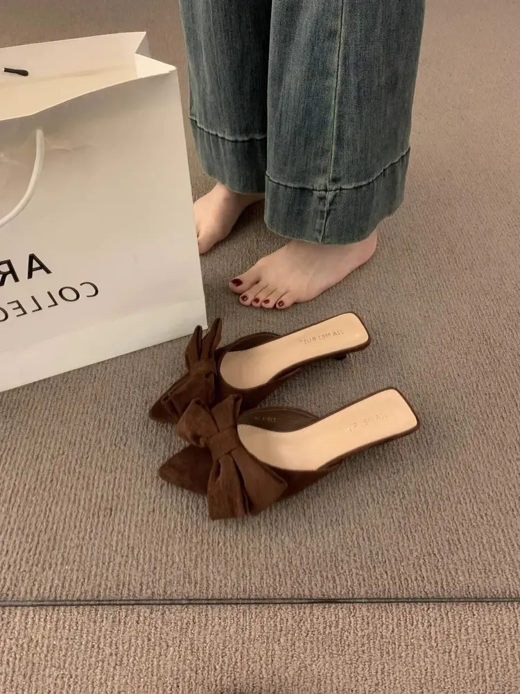 Summer Outdoor Wear 2026 New Suede Sandals French Retro Bow Open-Toe Pointed Toe Kitten Heel Slippers for Women — feature 10