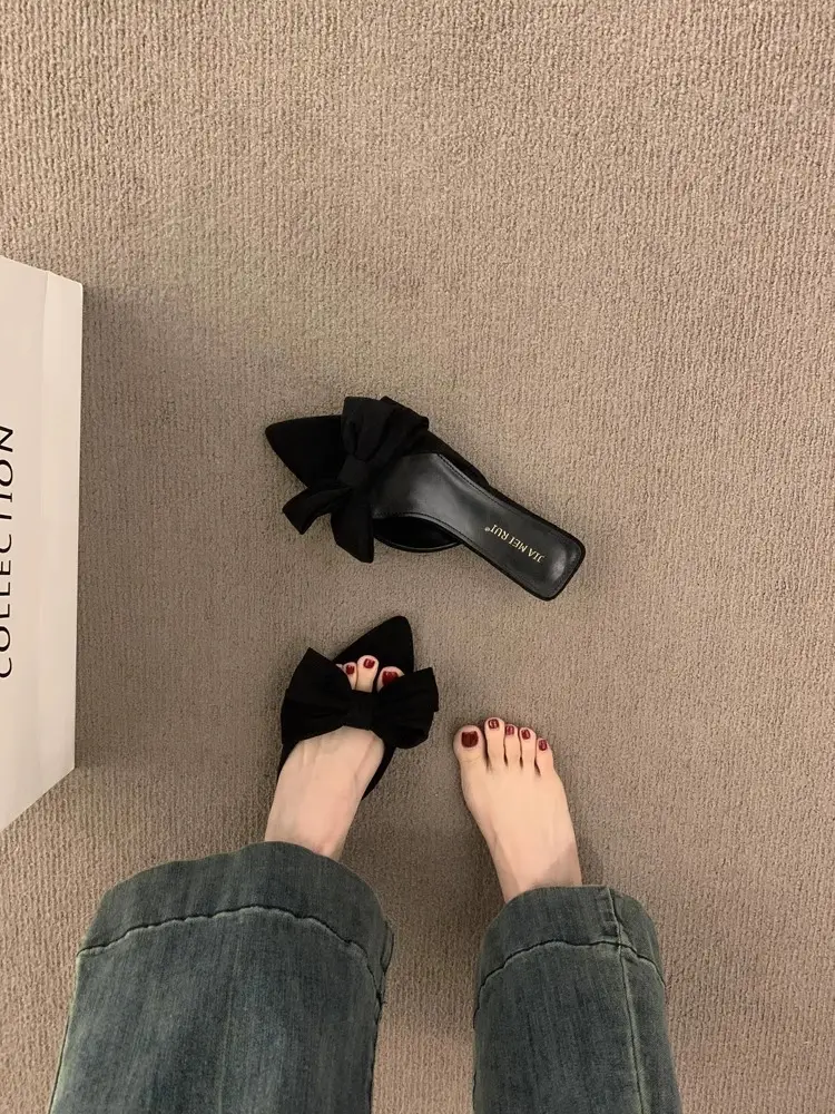 Summer Outdoor Wear 2026 New Suede Sandals French Retro Bow Open-Toe Pointed Toe Kitten Heel Slippers for Women — feature 2