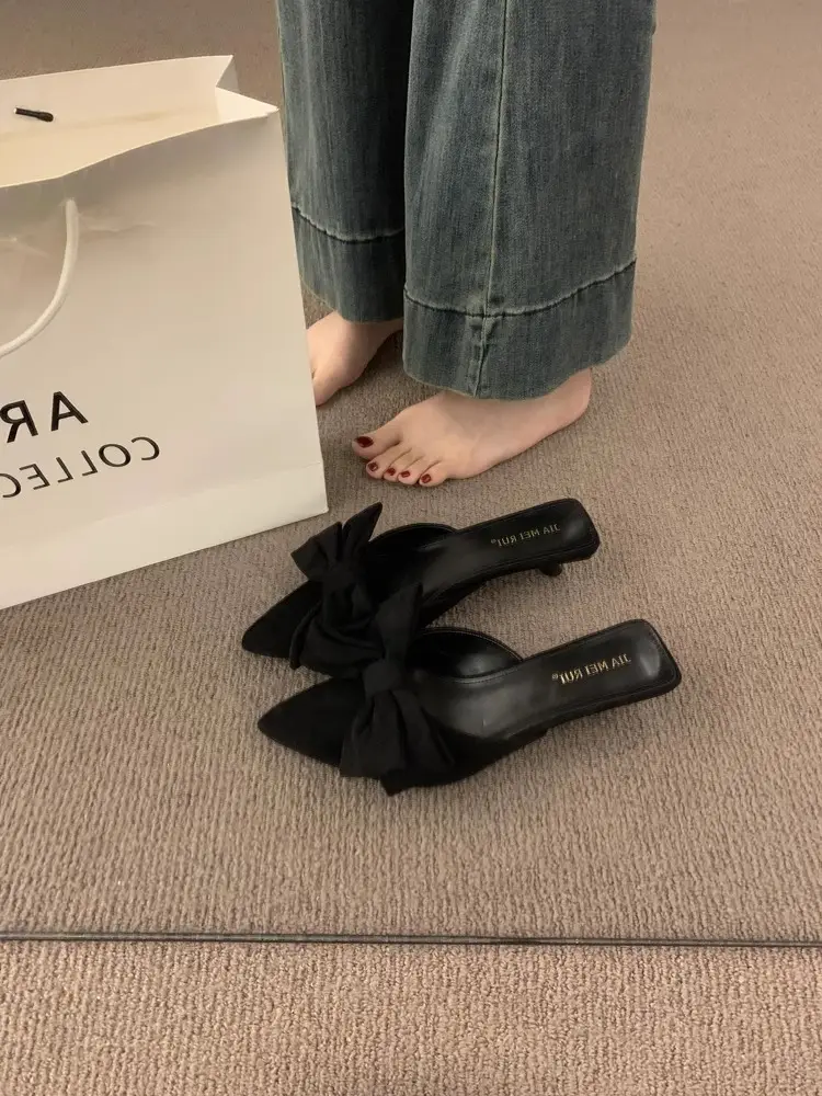 Summer Outdoor Wear 2026 New Suede Sandals French Retro Bow Open-Toe Pointed Toe Kitten Heel Slippers for Women — feature 4