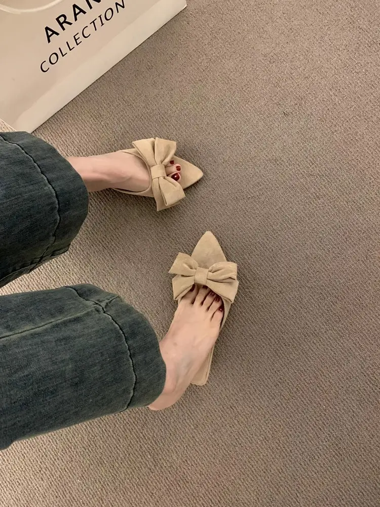 Summer Outdoor Wear 2026 New Suede Sandals French Retro Bow Open-Toe Pointed Toe Kitten Heel Slippers for Women — feature 7
