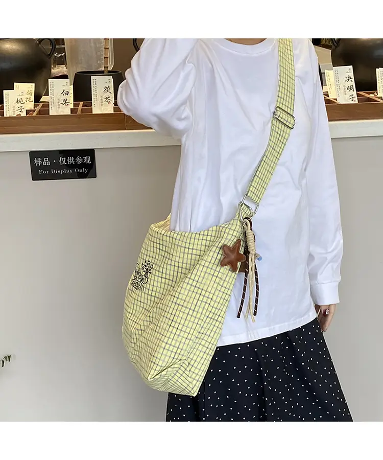 Vintage Plaid Shoulder Bag Women's Fashionable Lazy Windsurfing Cloth Bag Crossbody Casual Large Capacity Commuter Tote Bag — feature 10