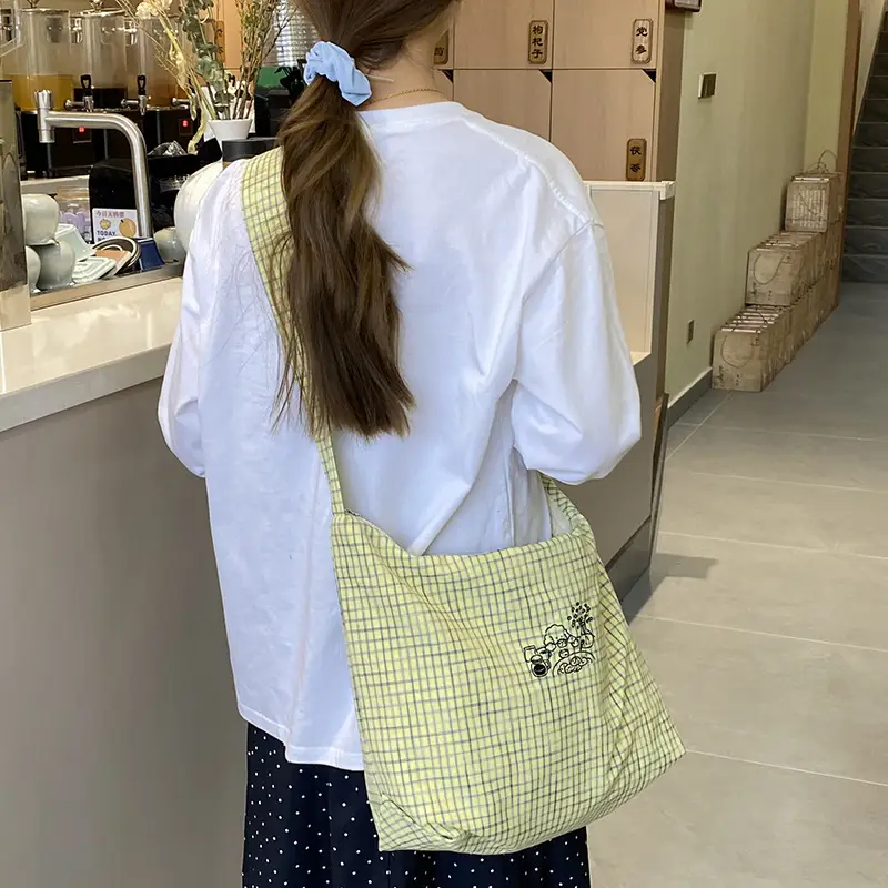Vintage Plaid Shoulder Bag Women's Fashionable Lazy Windsurfing Cloth Bag Crossbody Casual Large Capacity Commuter Tote Bag - Image 3