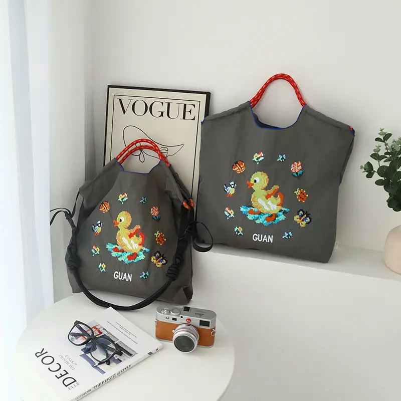 2025 Embroidered Shoulder Bag with Duck Design Large Capacity Canvas — feature 14