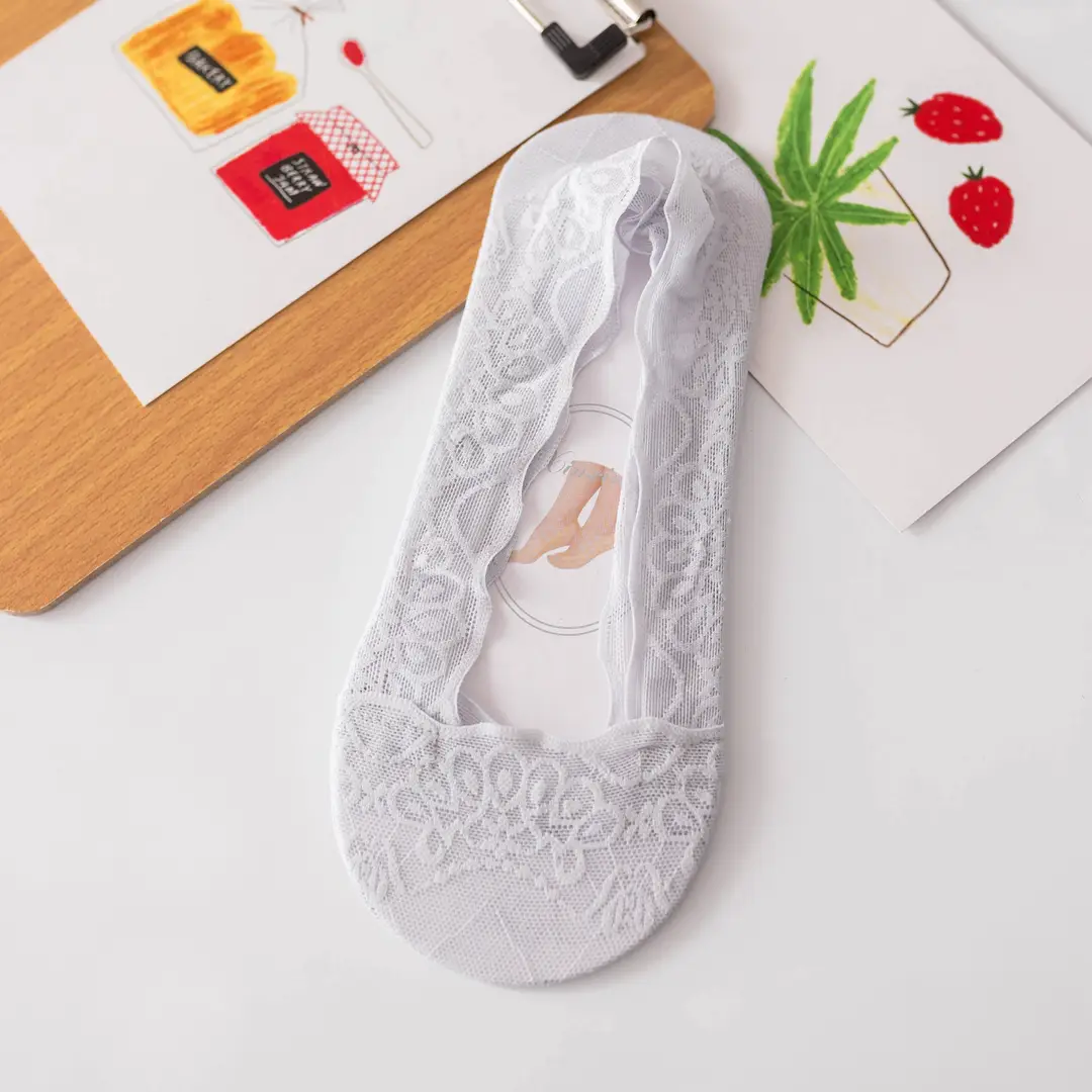 Lace socks boat socks women's shallow mouth invisible ladies socks summer thin silicone non-slip with short socks ins tide