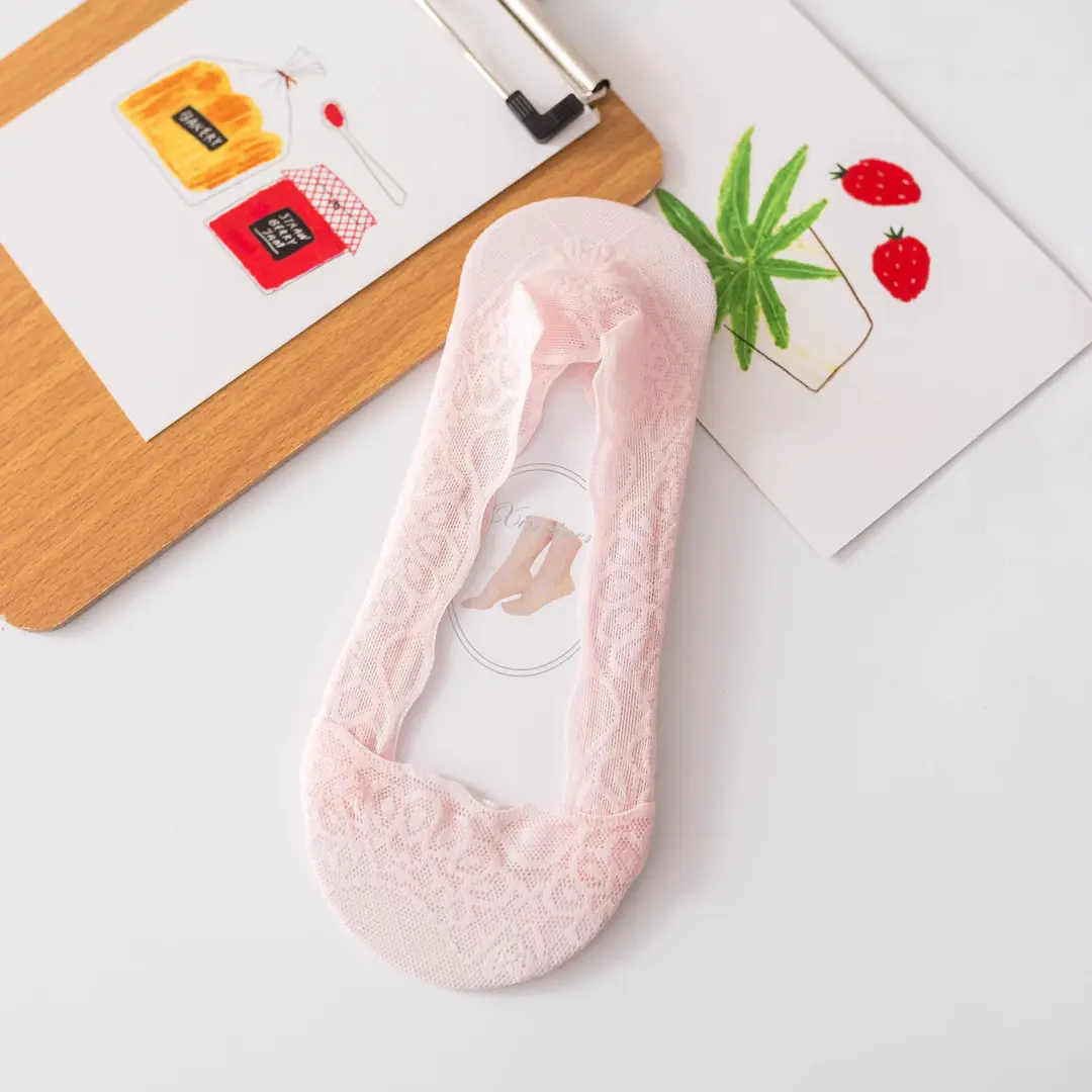 Lace socks boat socks women's shallow mouth invisible ladies socks summer thin silicone non-slip with short socks ins tide