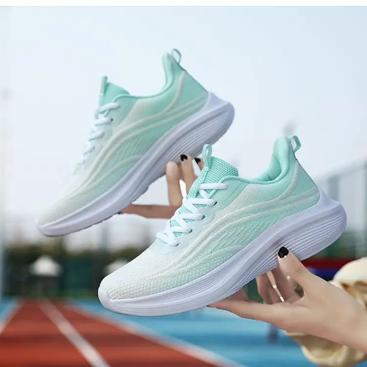 Sports Shoes for Women in Spring and Autumn, Fly-Woven Mesh Breathable Casual Shoes, Non-Slip Soft Soles, Versatile Women's Shoes, Breathable in Summer - Image 6