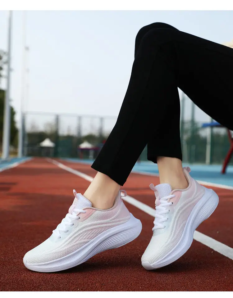 Sports Shoes for Women in Spring and Autumn, Fly-Woven Mesh Breathable Casual Shoes, Non-Slip Soft Soles, Versatile Women's Shoes, Breathable in Summer — feature 4