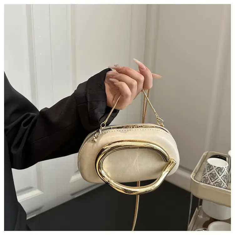 Women's Gold Plated Crossbody Bag with Chain Strap — feature 11