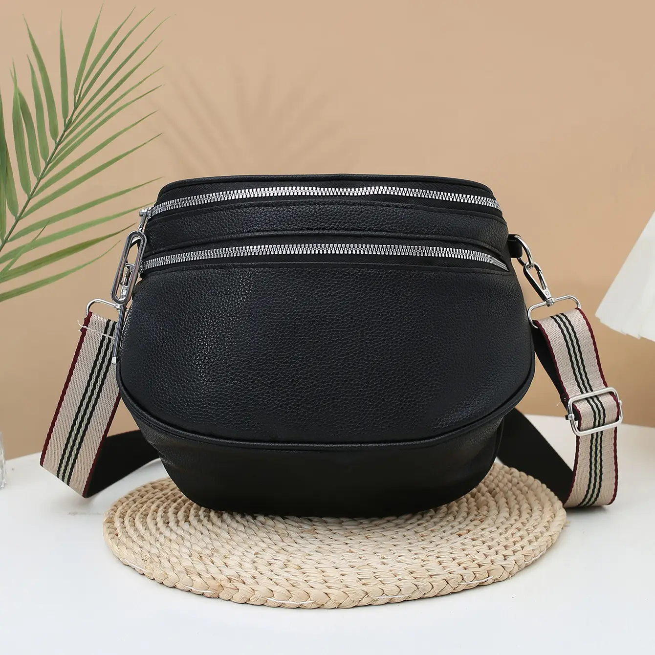 2025 Spring Women's Western Style Shoulder Bag with Wide Strap - Image 2