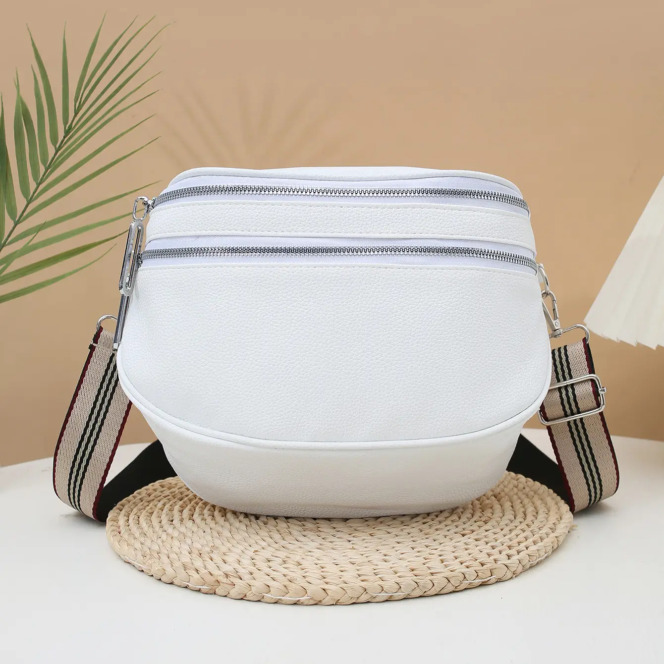 2025 Spring Women's Western Style Shoulder Bag with Wide Strap - Image 4