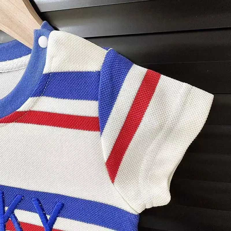 Boys Striped One Fit T-Shirt 2025 — feature 7