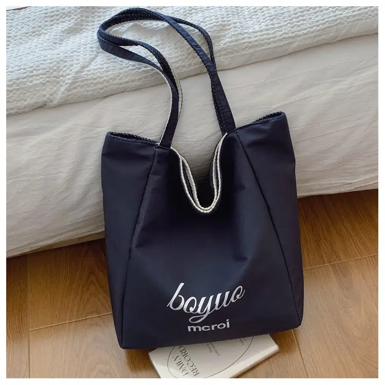 Red White Striped Korean Style Tote Bag Large Capacity - Image 4
