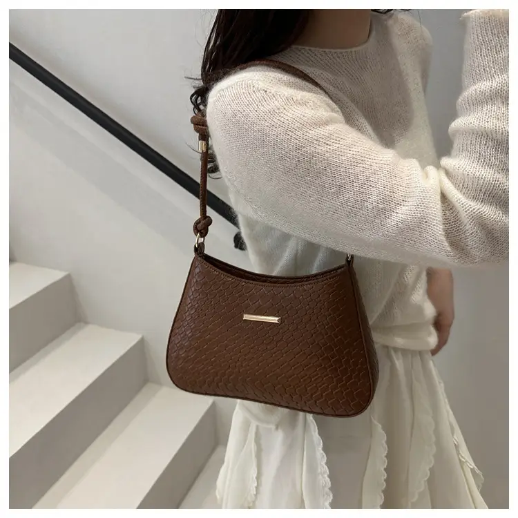 Red Korean Style Shoulder Bag for Women 2025 — feature 24