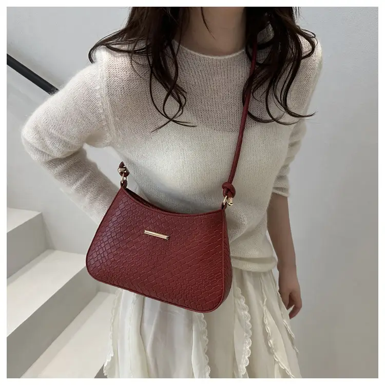 Red Korean Style Shoulder Bag for Women 2025 — feature 28