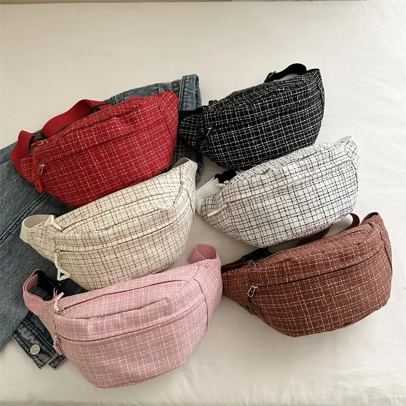 Red Textured Shoulder Bag for Women Spring 2025 - Image 10
