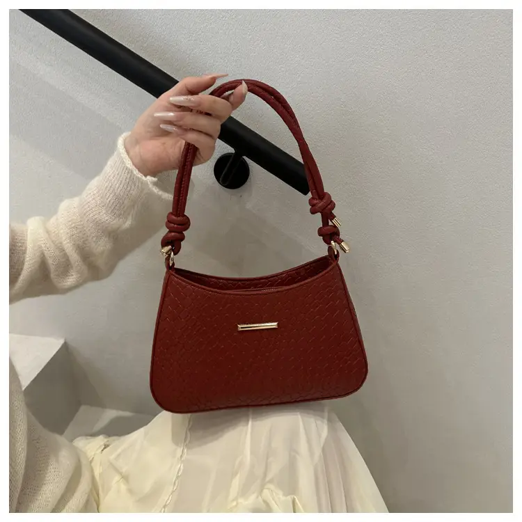 White Embroidered Shoulder Bag for Women 2025 Spring — feature 16