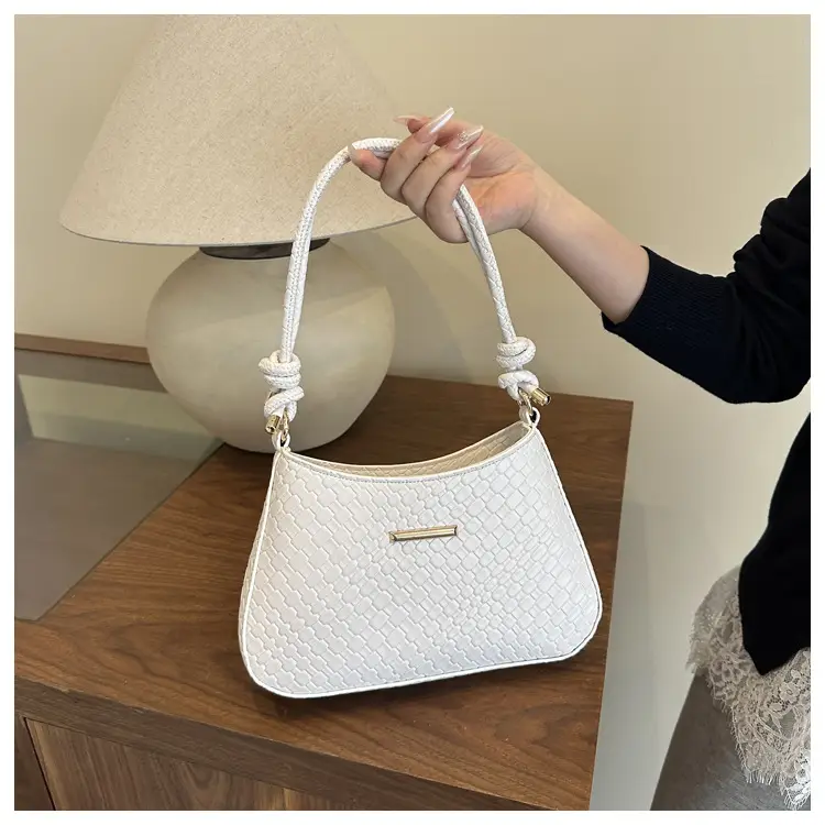 White Embroidered Shoulder Bag for Women 2025 Spring — feature 25