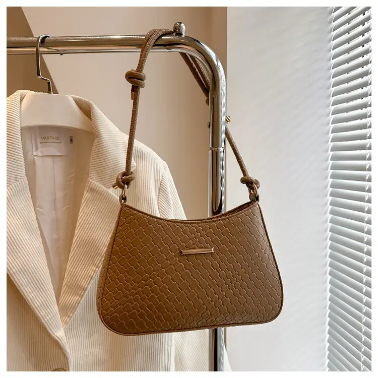 White Embroidered Shoulder Bag for Women 2025 Spring — feature 30