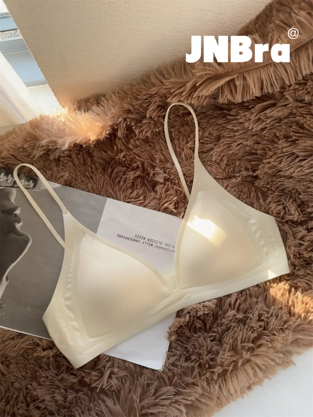 Original French Style Glow Satin Traceless Small Chest Underwear Women's Deep V-Neck Thin Shoulder Strap Thin Ringless Bra for Summer — feature 3