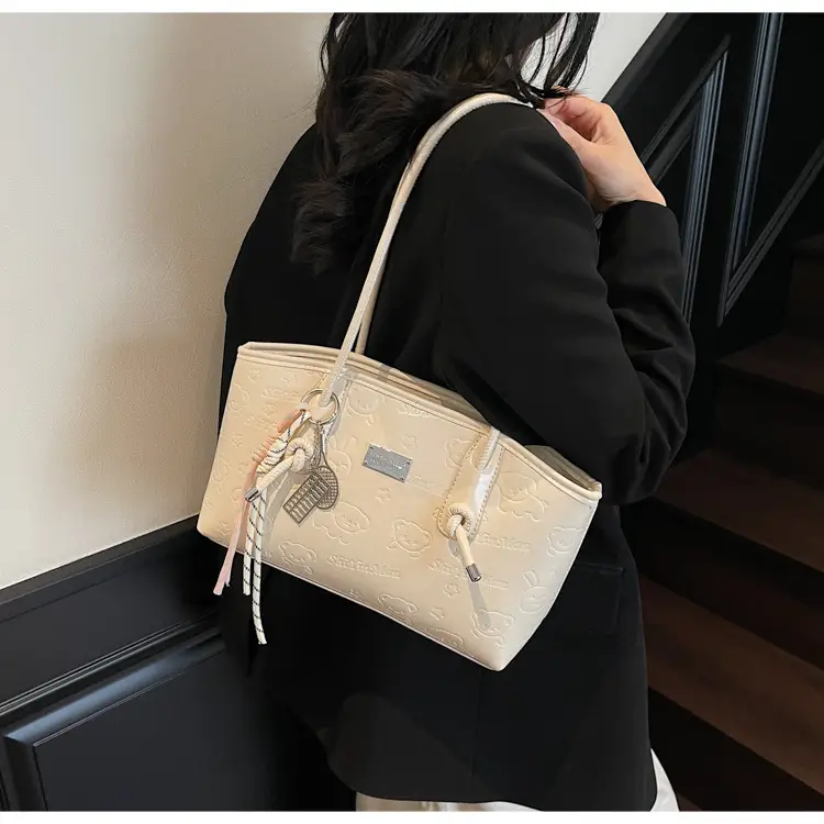 Black Cross-Border Large Shoulder Bag Women's 2025 — feature 18