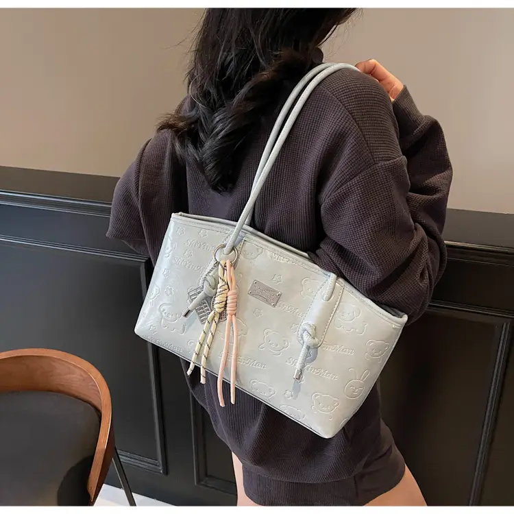 Black Cross-Border Large Shoulder Bag Women's 2025 — feature 23