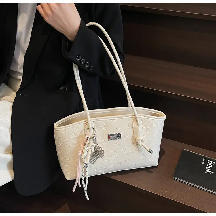 Black Luxury Shoulder Bag for Women 2026 Spring — feature 19