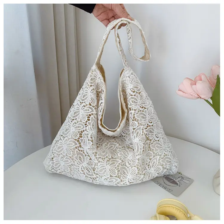 Pastoral Lace Shoulder Bag Large Capacity Women — feature 40