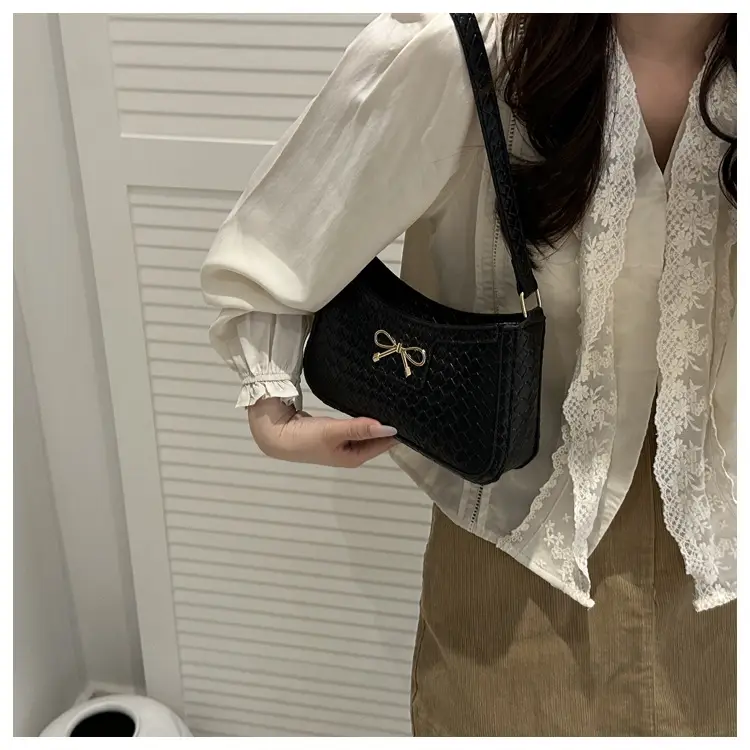 Women's Textured Bowknot Shoulder Bag Beige 2025 — feature 8