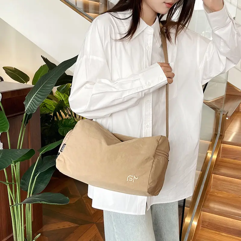 New Arrival Large Capacity Shoulder Bag for Women - Image 4