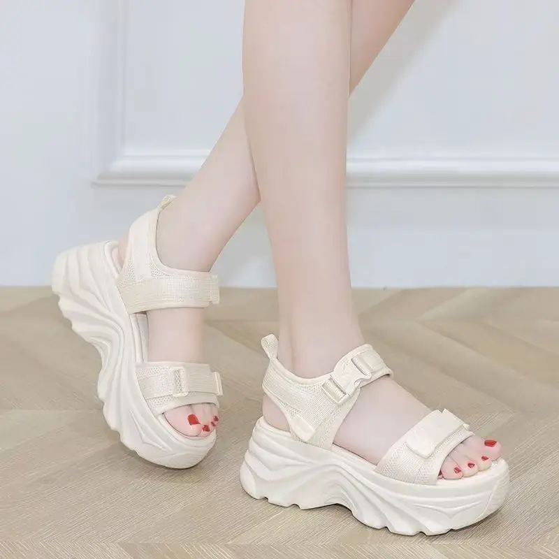 Internet Celebrity Torre Sandals Women's 2025 Summer New All-Match Soft Sole Non-Slip Thick Bottom Platform Sports Beach Shoes - Image 4