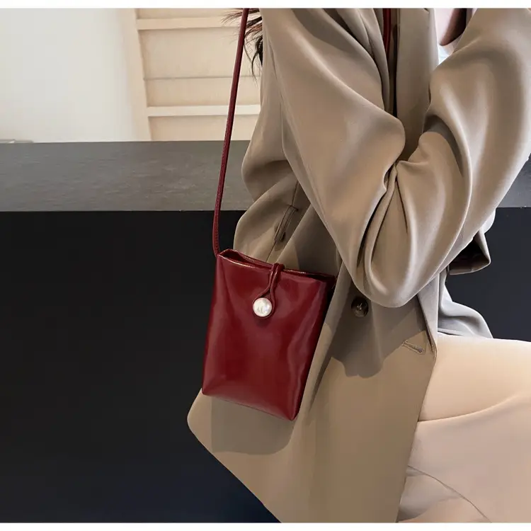Red Chinese Mini Underarm Bag Women — feature 18
