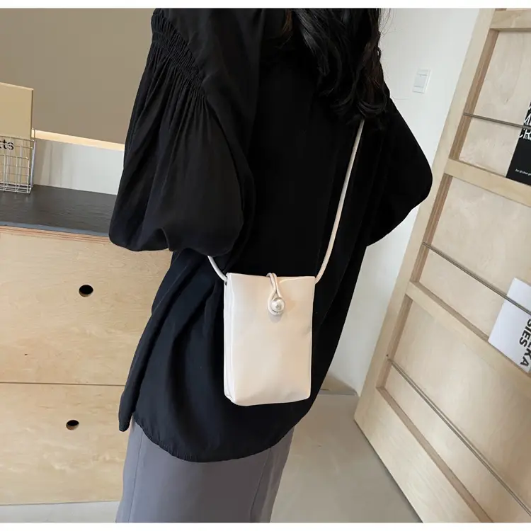 Red Chinese Mini Underarm Bag Women — feature 29