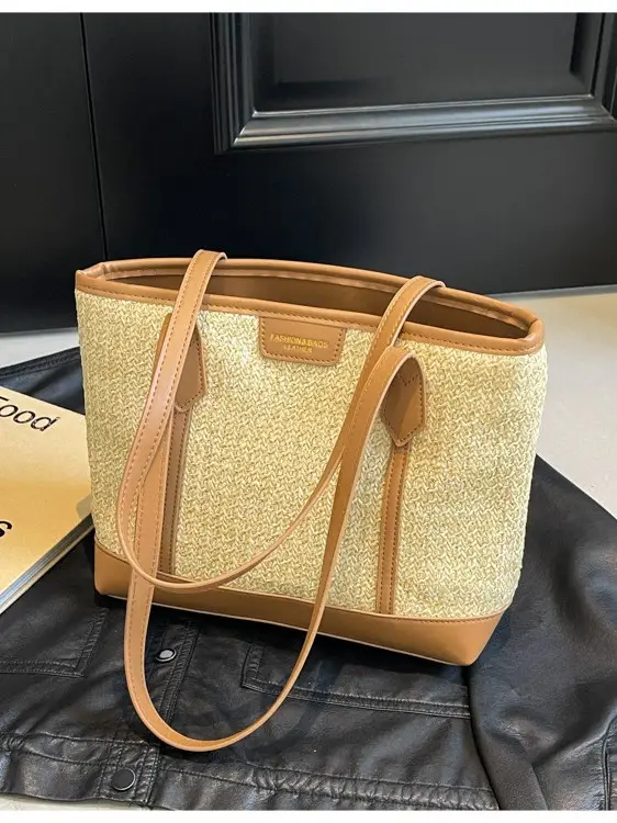 Women's Straw Crossbody Bag with Leather Trim - Image 6