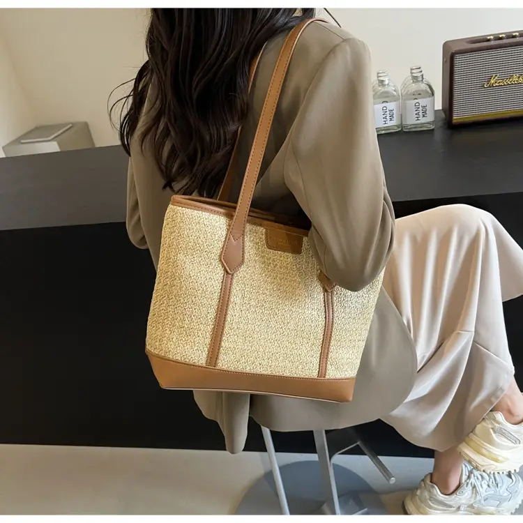 Women's Straw Crossbody Bag with Leather Trim — feature 8