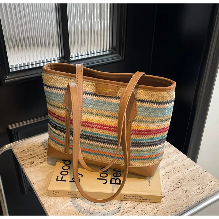 Women's Straw Crossbody Bag with Leather Trim - Image 2